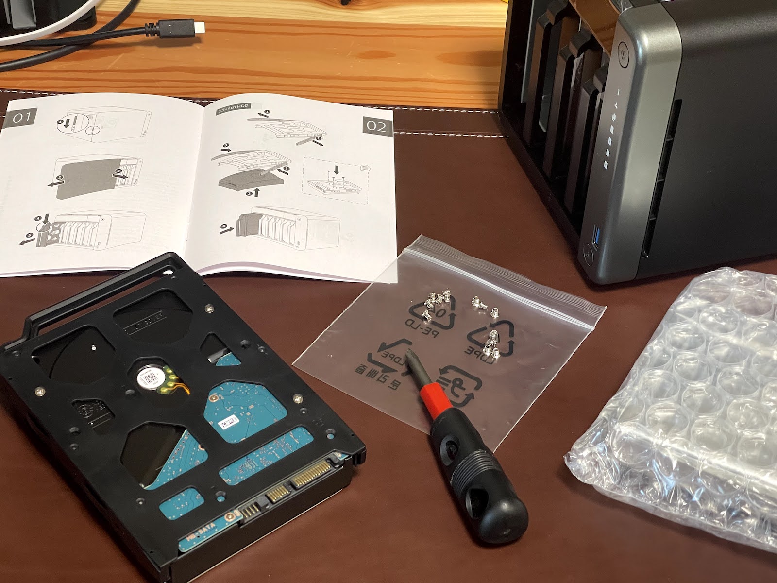 NAS組み立ての様子