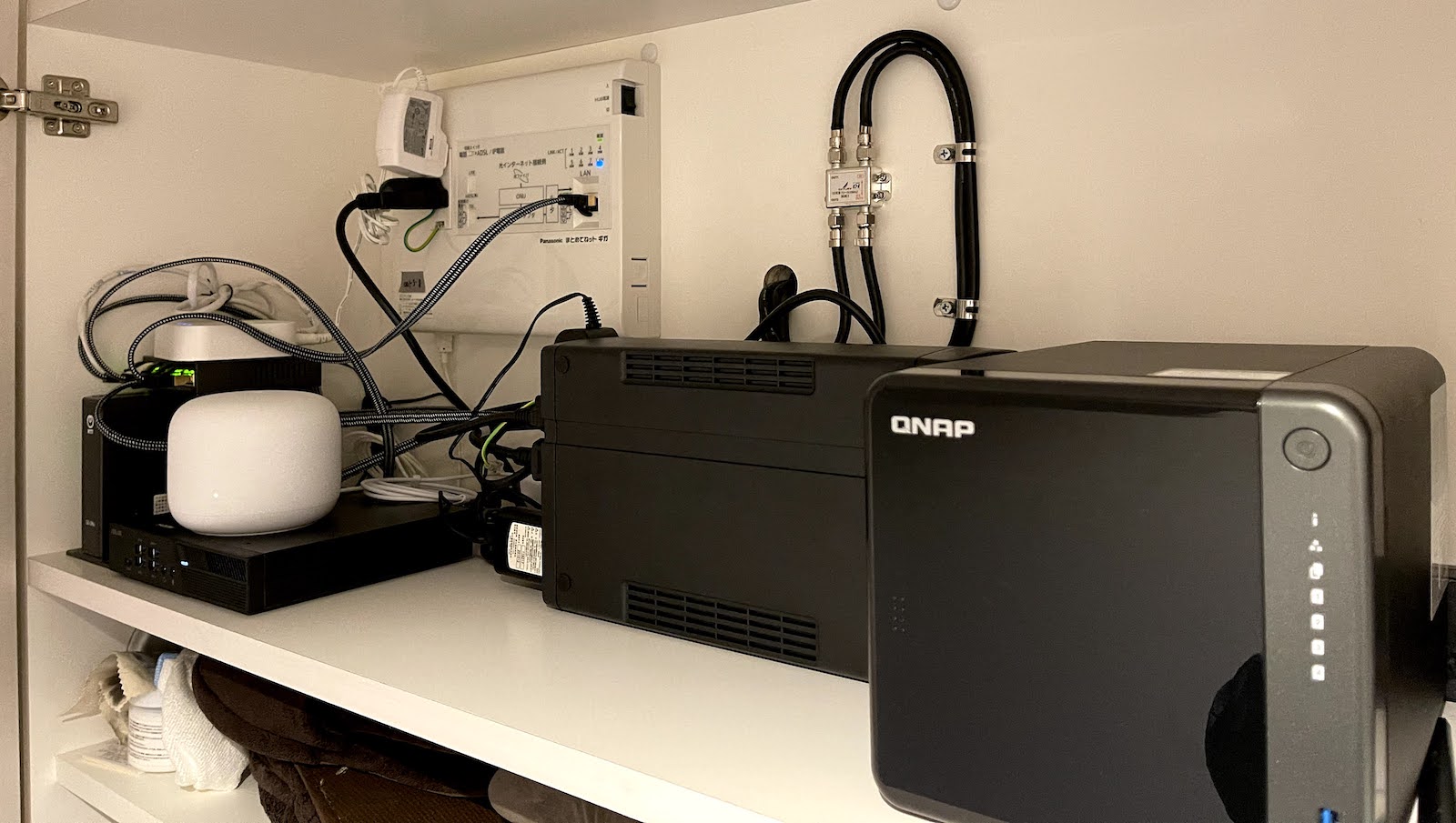 靴箱サーバーラック