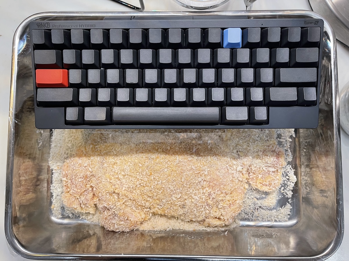 揚げる前のチキンカツ